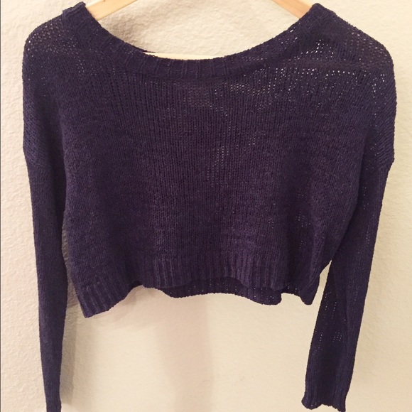 Crop top Navy long sleeve sweater