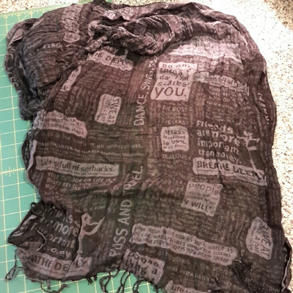 Lululemon Scarf