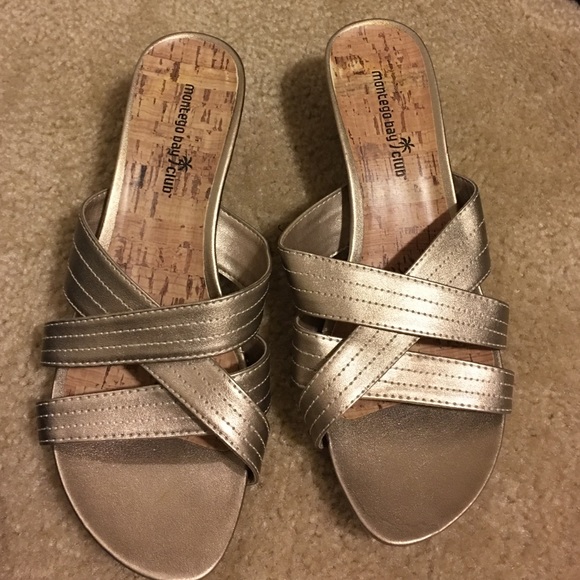 Gold sandals with little wedge!