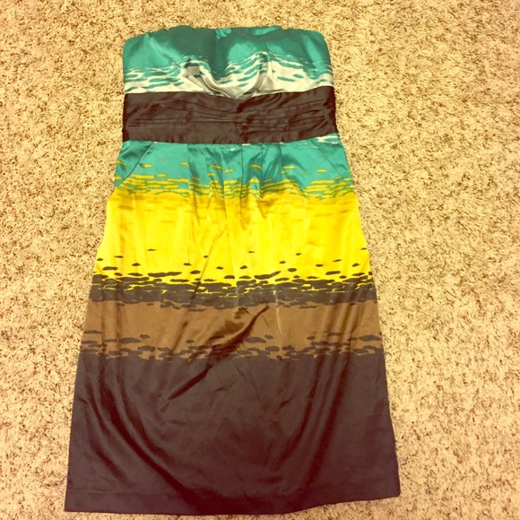 Adorable limited strapless dress