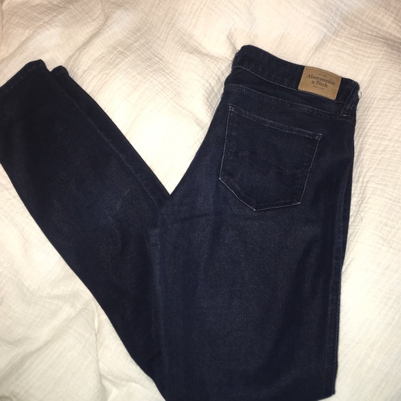 Abercrombie skinnies!