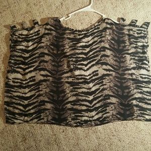 Flowy tiger stripe top
