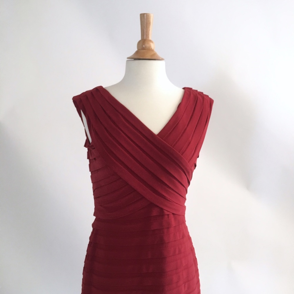 ADRIANNA PAPELL 🍂 Layered Sheath 🍂 - Picture 3 of 7