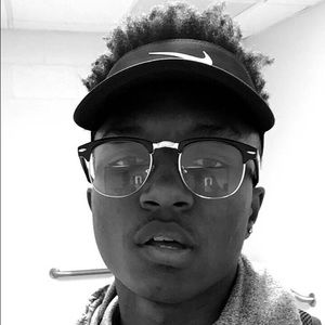 Meet your Posher, Phillip