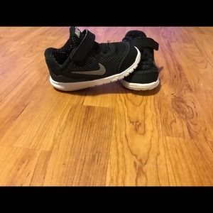 Toddler Boys Size 6 Nikes