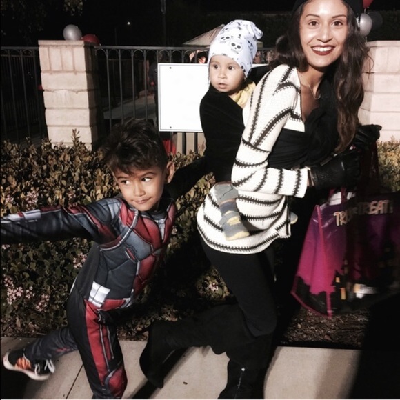 TANYA • MIA • LEEAN - Picture 2 of 4