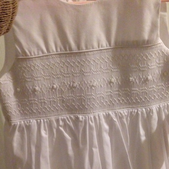 Embroidered New white sweet traditional dress!