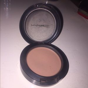 M.A.C. Bronzer and 2 MK foundations.