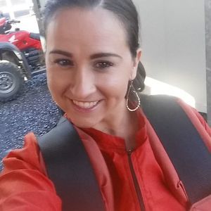 Meet your Posher, Candas