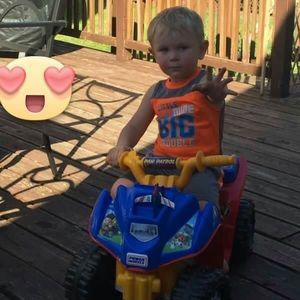 Meet your Posher, Elina