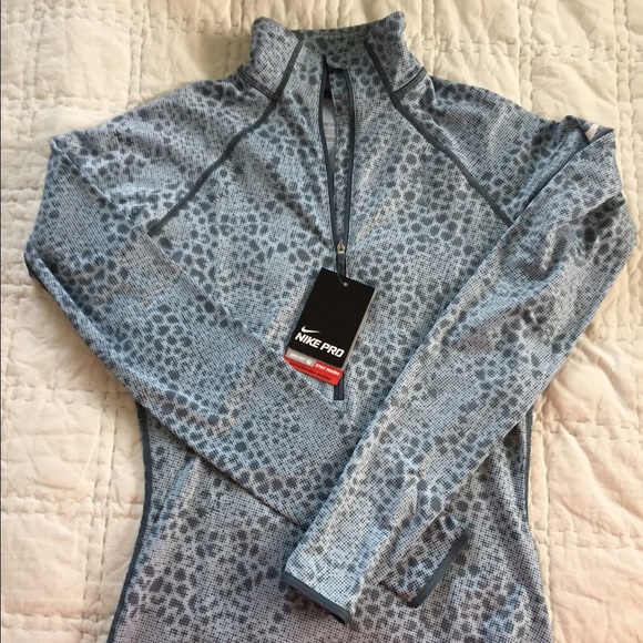 Nike Pro 1/4 Zip Pullover