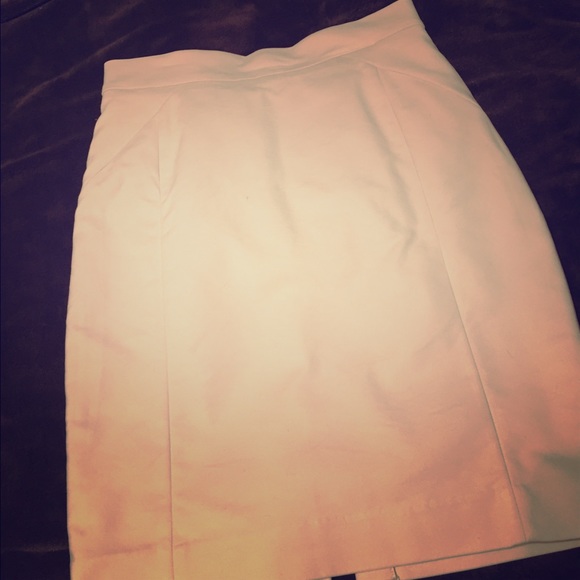 H&M tan pencil skirt