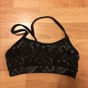 Lululemon flow Y bra