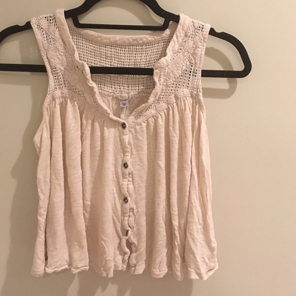 Urban outfitters crop top