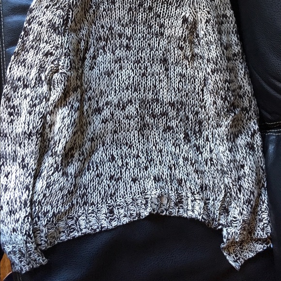 CHARLOTTE RUSSE Women's Size Medium Cardigan - Picture 2 of 4