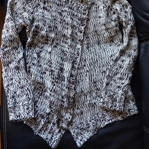 CHARLOTTE RUSSE Women's Size Medium Cardigan - Picture 3 of 4