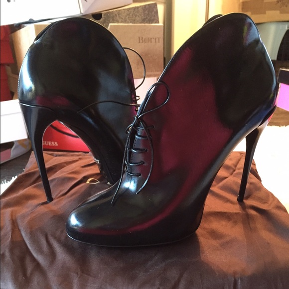 Gucci Kim Leather Lace Up Bootie