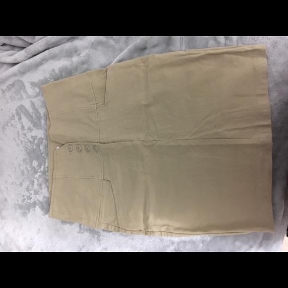 High waisted beige pencil skirt