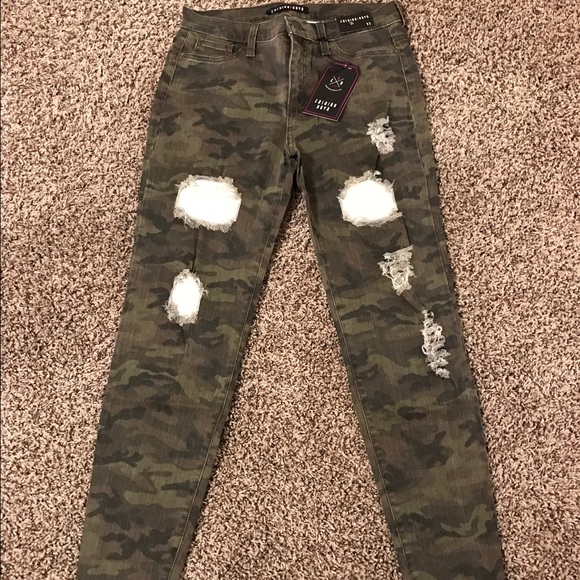 Fashion Nova Jeans