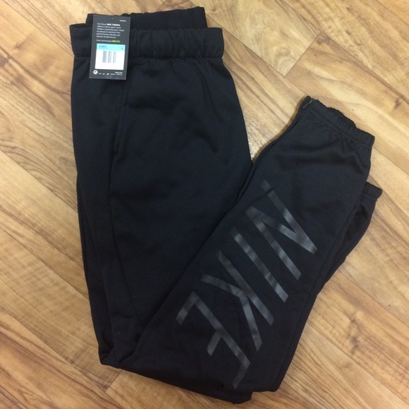 Nike Pants - NWT Nike Sweatpants