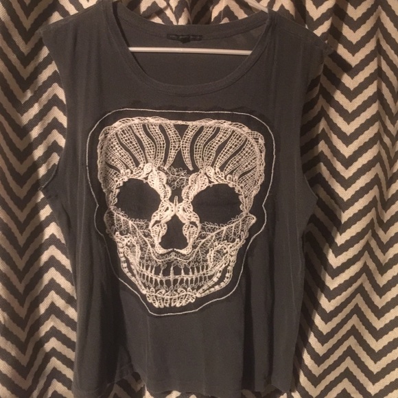 Skull t shirt