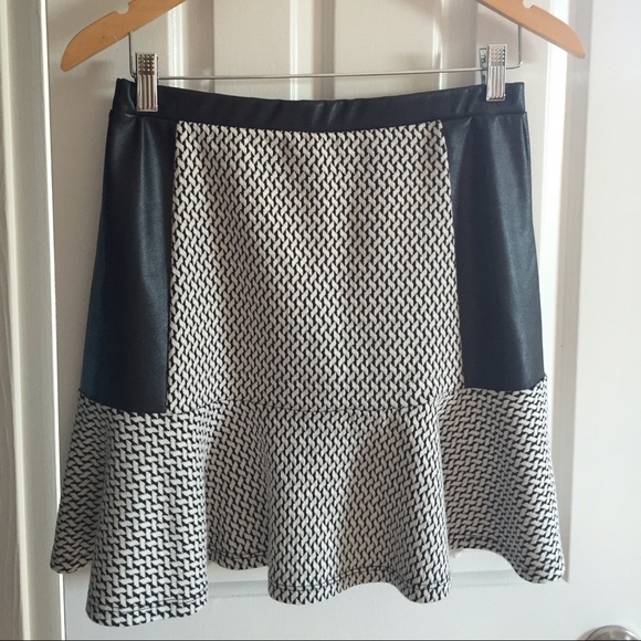 Two-tone, faux leather mini skirt