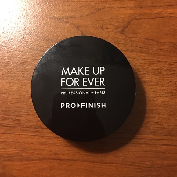 Make-up FOREVER compact