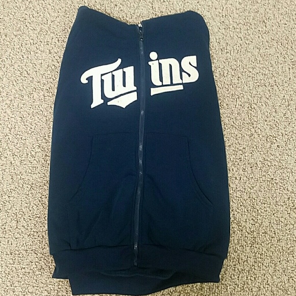 Minnesota Twins zipper jacket.