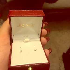 Jacmel 14kt very cute tiny earrings
