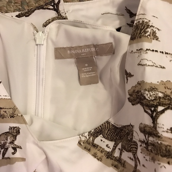 Beautiful Dress - Picture 4 of 4