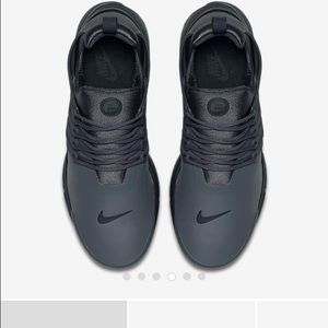 Meet your Posher, Emmanuel