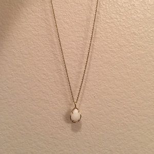 Kendra Scott pearl tear drop necklace