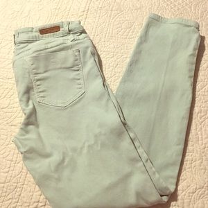 Mint jeans