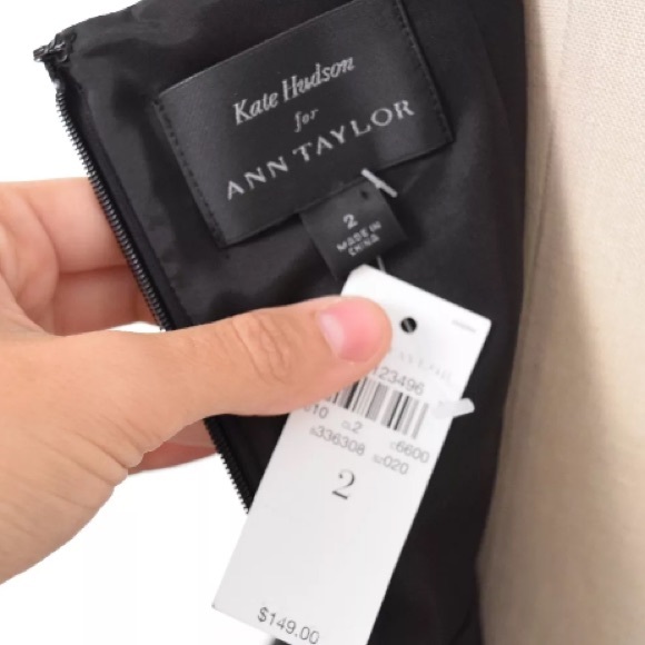 ❌SOLD❌NWT Kate Hudson for Ann Taylor black dress - Picture 4 of 4