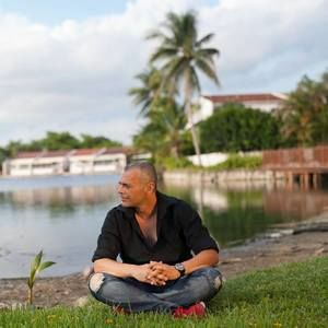 Meet your Posher, Valentino