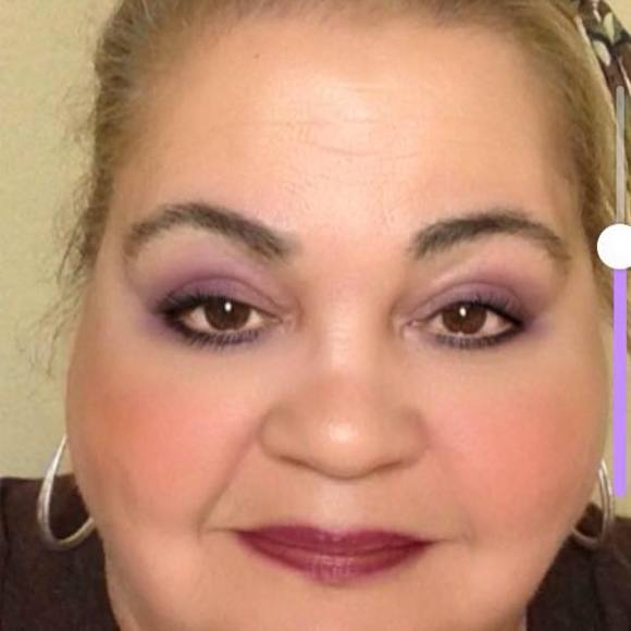 Meet your Posher, Myrna