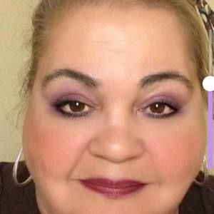 Meet your Posher, Myrna