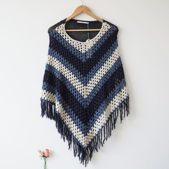Vero Moda ‘Only’, Handmade 3/4 Poncho Knit, Size S