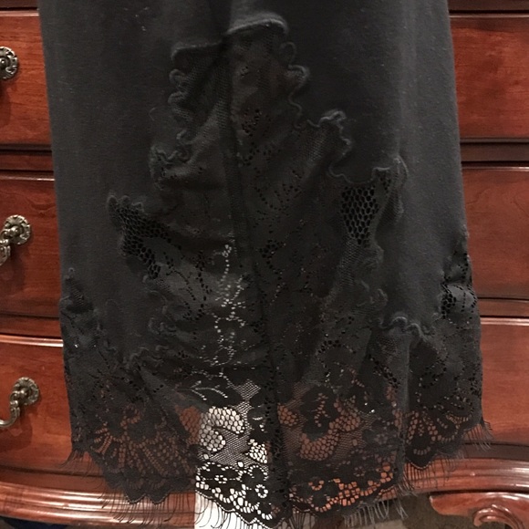 Pencil Skirt - Body by Victoria Secret - Picture 2 of 3