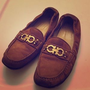 Authentic Ferragamo tan suede driving loafers