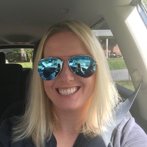 Meet your Posher, Nikki