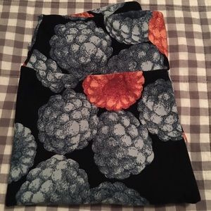 Lularoe berry leggings