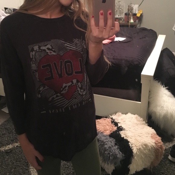"love you can't trust" Tee