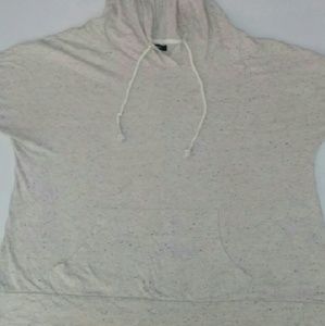 Hooded shirt
