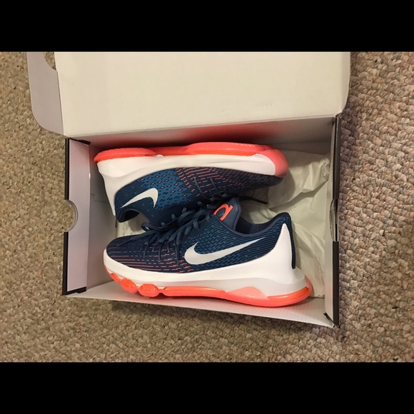 ❤️SOLD❤️Nike KD Shoes - Picture 2 of 4