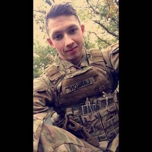 Meet your Posher, Dakota