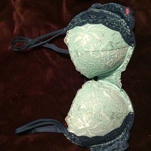 PINK! Bra size 36B.