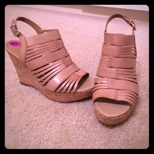 Nude Wedges