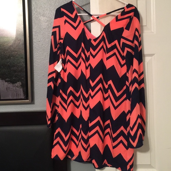 Charlotte Russe pink chevron dress! - Picture 2 of 3