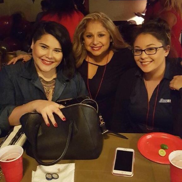 Meet your Posher, Kylee - Picture 1 of 1